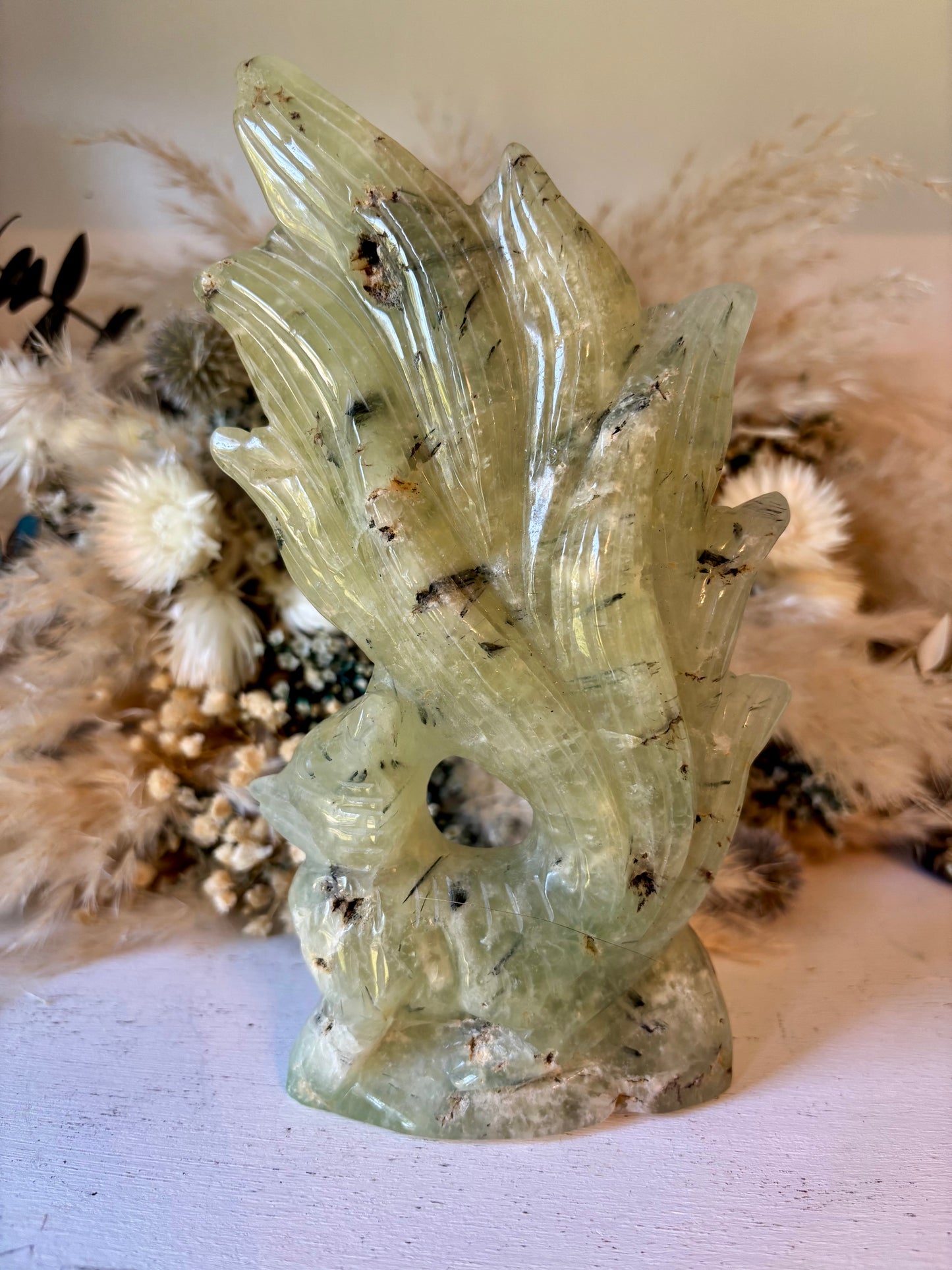 Prehnite nine-tailed fox, kitsune